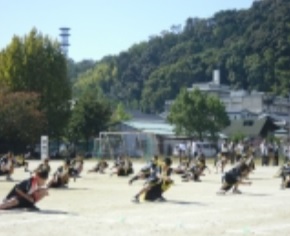 体育参観　４年２